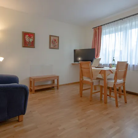 Casa Cristina- Kurpension Und Hotel