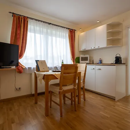 Отель Casa Cristina- Kurpension Und Бад-Кроцинген