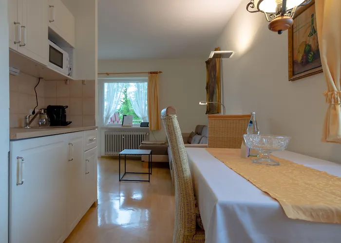 Casa Cristina- Kurpension Und Отель Бад-Кроцинген